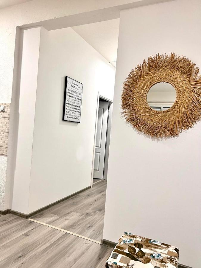 M Apartman Foca Exterior foto